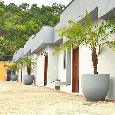 Pousada Familia Bueno Monte Alegre do Sul Ngoại thất bức ảnh